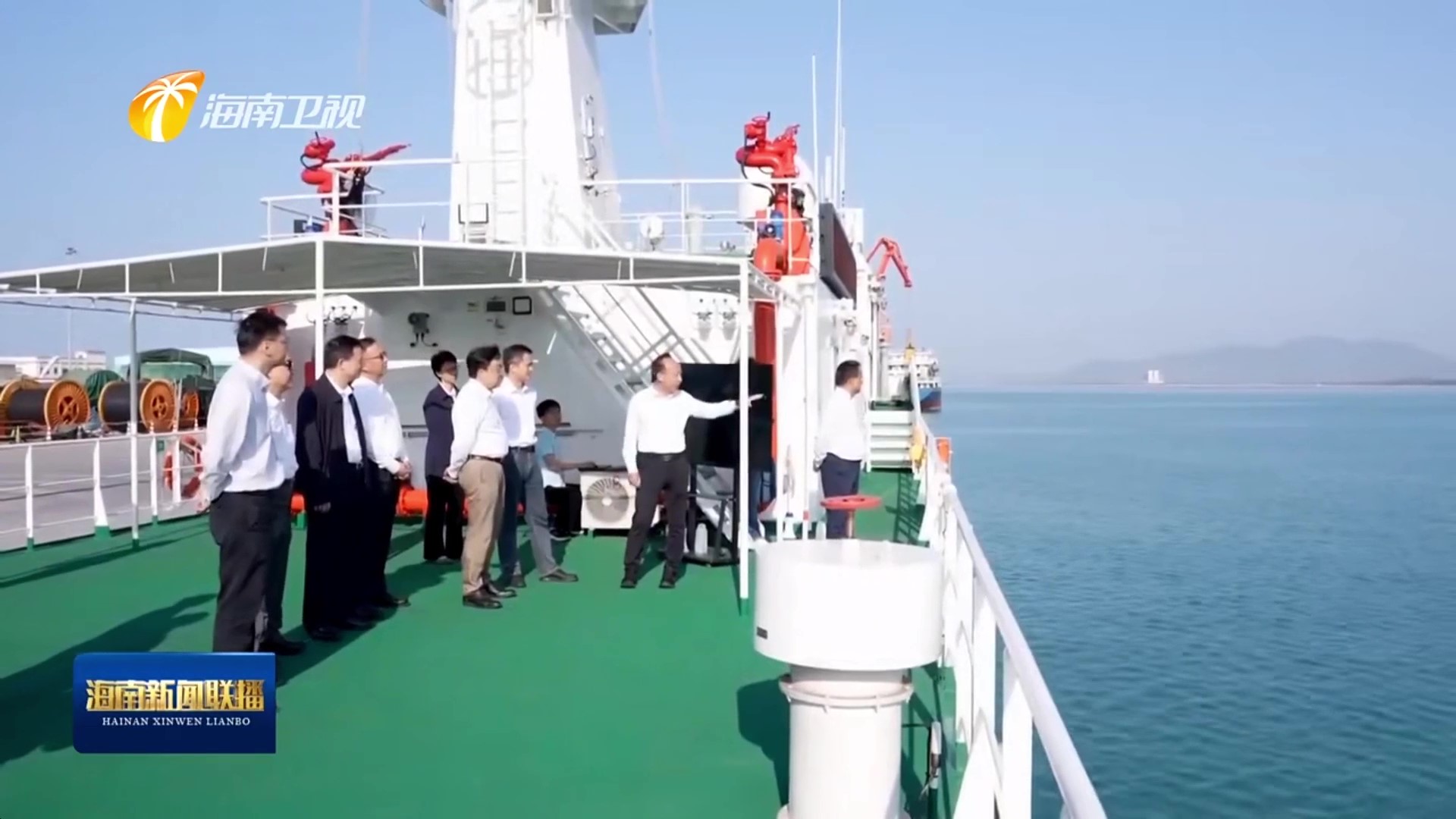 海南省委书记冯飞在三亚崖州湾科技城进行专题调研并考察南山港海洋科技